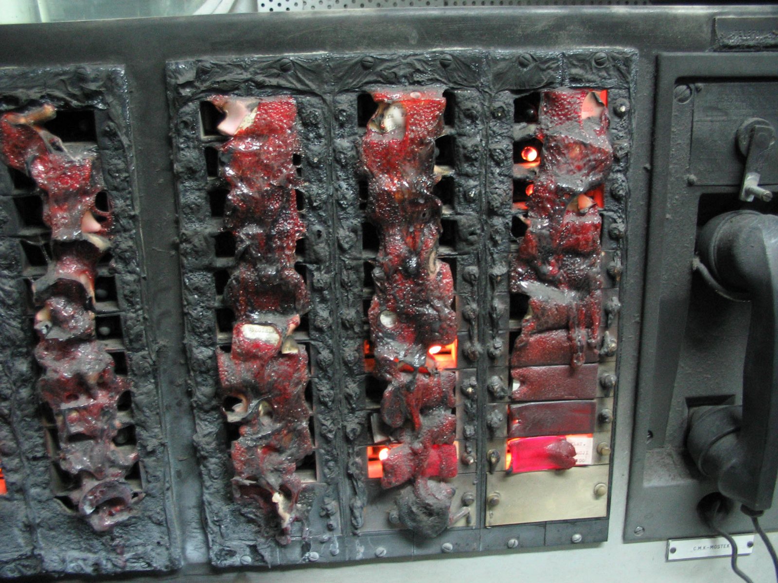 Restoration of a burnt-out DECCA ISIS control panel — Ship of a Polish owner