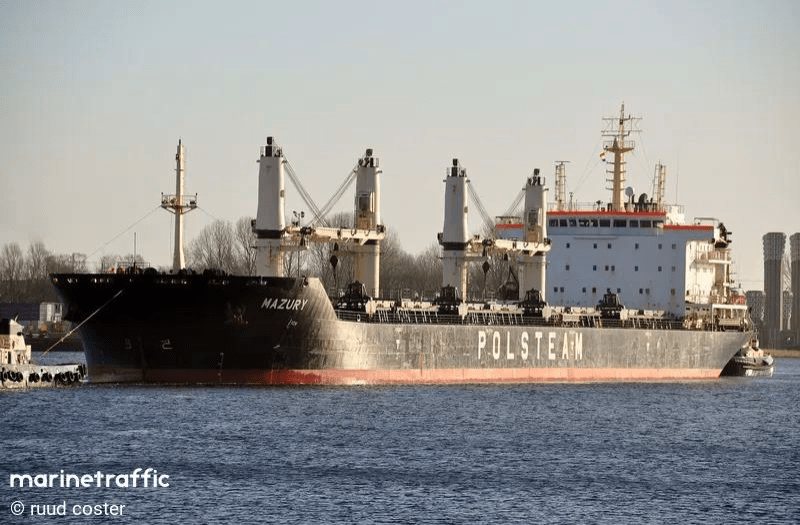 Service works on m/v Mazury — m/v Mazury